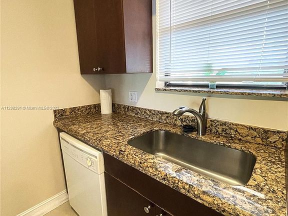 4th image of 11453 NW 39th Ct APT 310-2