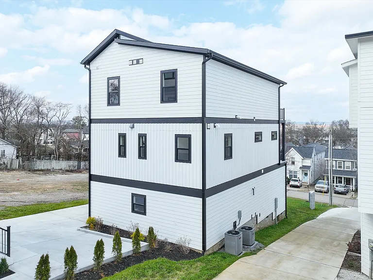 5915 Maxon Ave #A — Photo 85