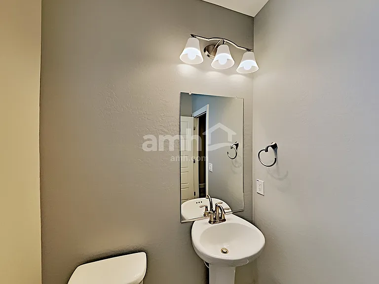 18240 W Thunderhill Pl — Photo 11
