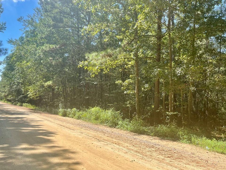 2nd image of 3051 Camden Highway