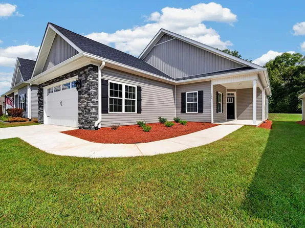 144 Fairway Oaks Dr, Perry, GA 31069