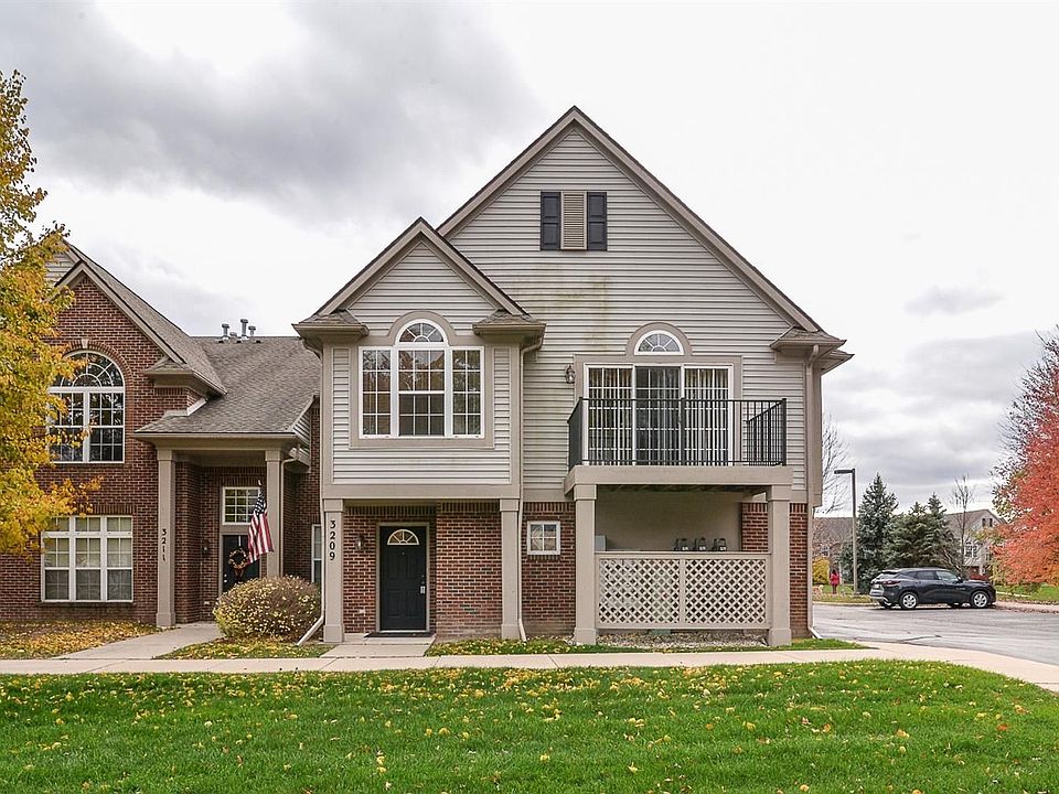 1st image of 3209 Primrose Ln