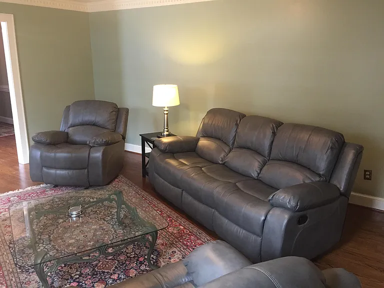 842 Spring Valley Dr — Photo 10
