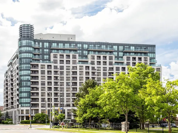 18 Harding Blvd #721, Richmond Hill, ON L4C 0T3