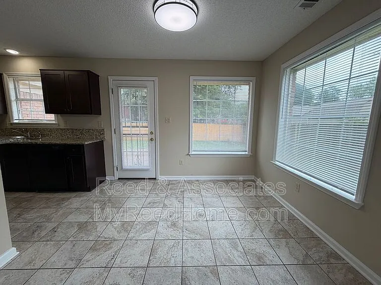 5632 Pecan Trce — Photo 2