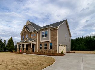 203 Autumn Glen Dr, Spartanburg, SC 29303