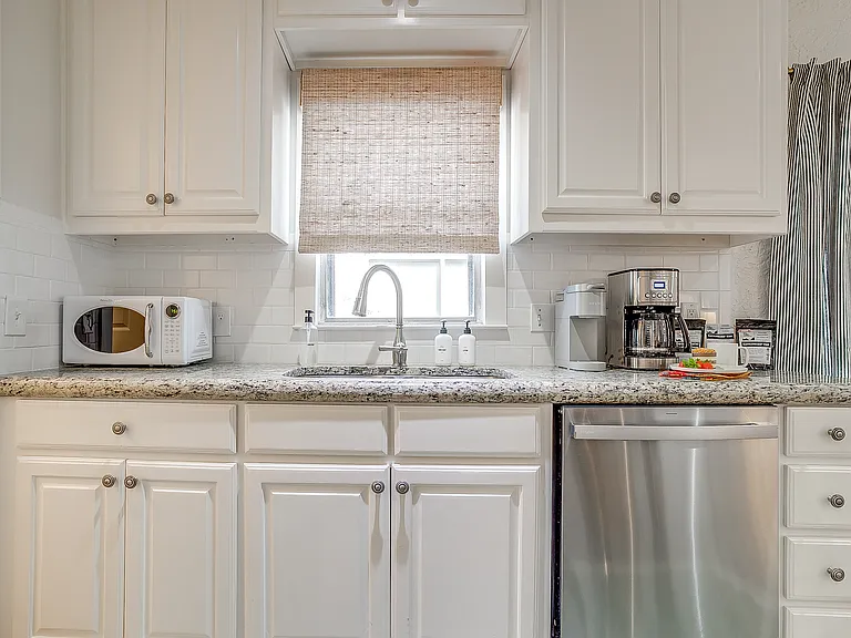 3256 Cockrell Ave — Photo 6