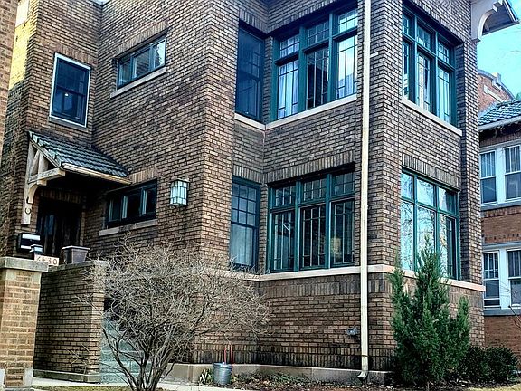 2nd image of 6430 N Wayne Ave