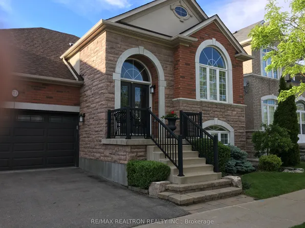 73 Brass Dr, Richmond Hill, ON L4E 4T4