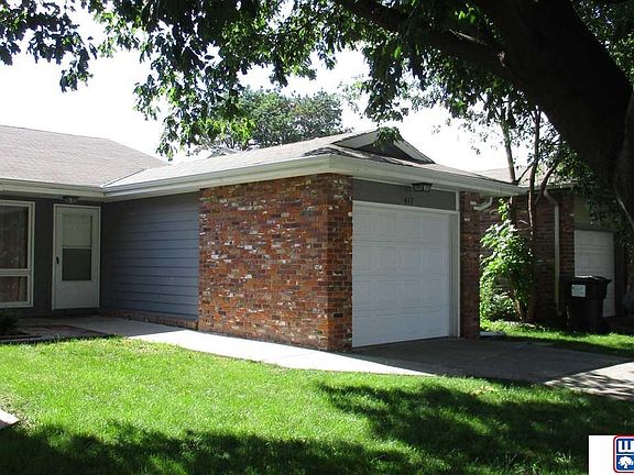 2nd image of 417 N Coddington Ave
