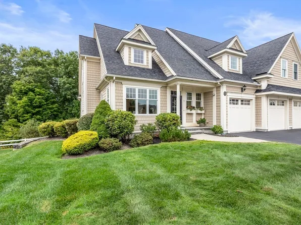 18 Independence Ln Unit 18, Shrewsbury, MA 01545