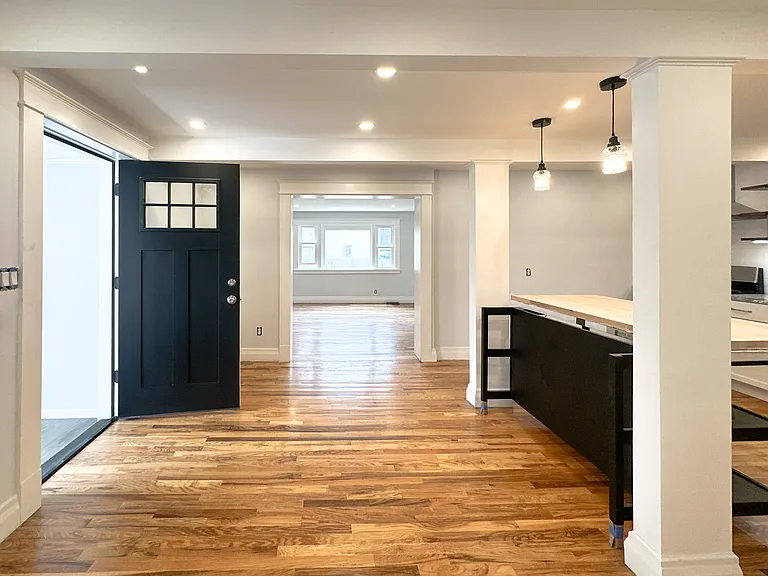 473 W Utica St #1 — Photo 5
