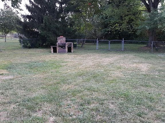 Amazing fenced in rear yard