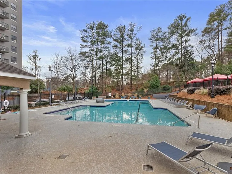 799 Hammond Dr #306 — Photo 34