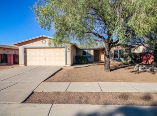 7885 S Danforth Ave, Tucson, AZ 85747