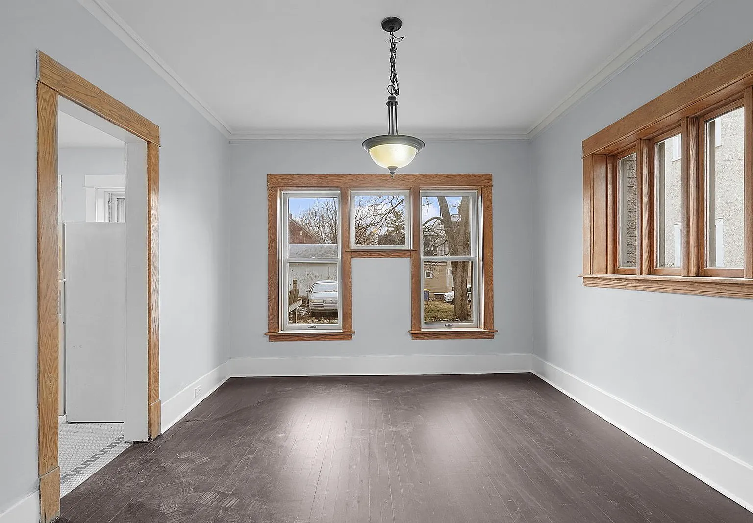3 bed, 1.0 bath, 1425 sqft, $1,995 — Photo 4