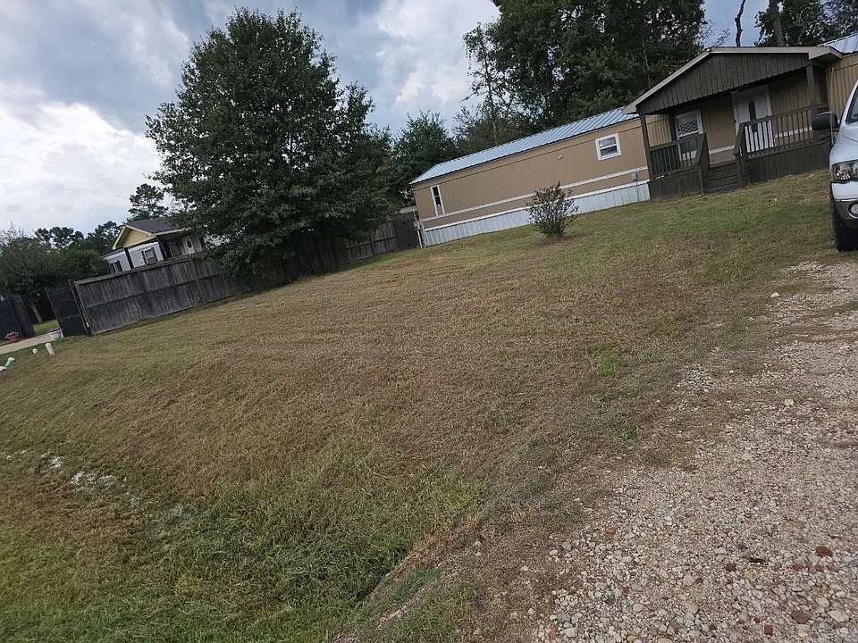 16353 Birch Hollow Dr