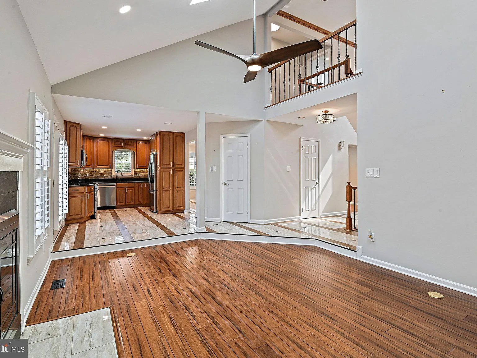 4 bed, 3.5 bath, 2806 sqft, $4,800 — Photo 4