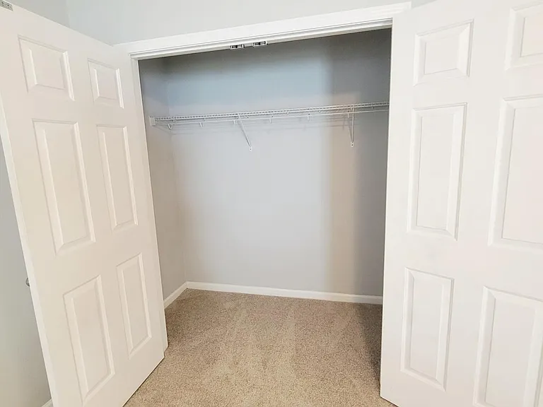 8827 Thornton Town Pl — Photo 9