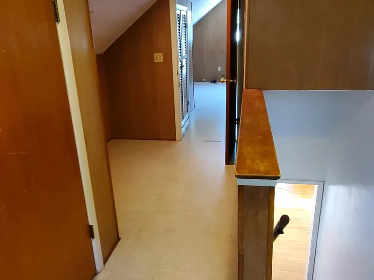 113 Rossiter Rd — Photo 10