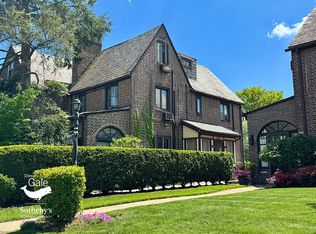 6946 Fleet St, Forest Hills, NY 11375