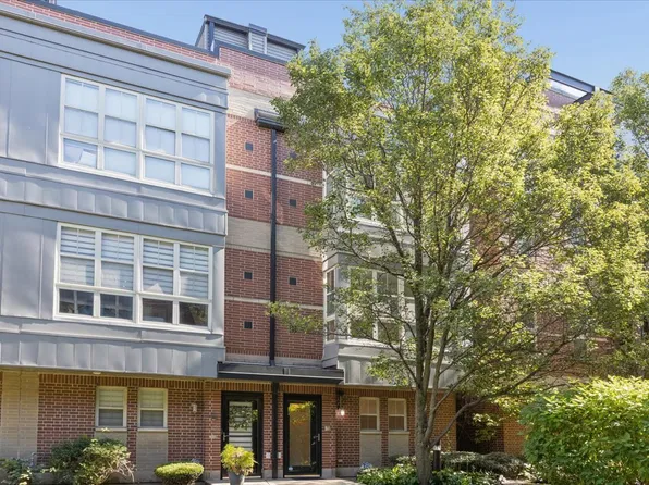 2321 S Wabash Ave APT 17, Chicago, IL 60616
