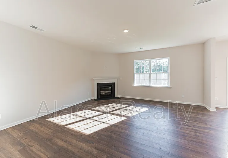 114 Sequoia Forest Dr — Photo 5