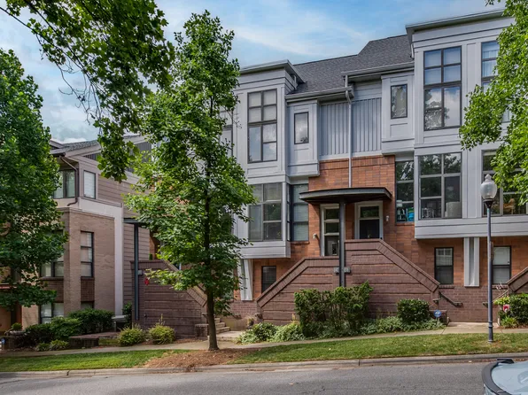 640 Garden District Dr, Charlotte, NC