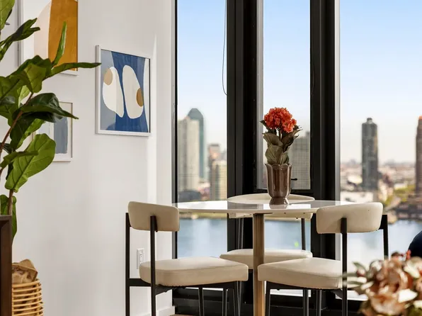 685 First Avenue image 17 of 19