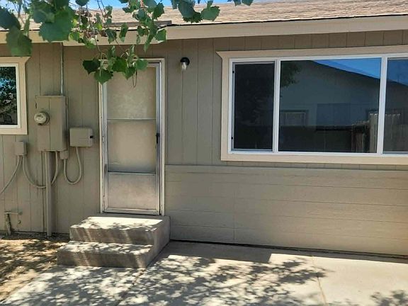 5th image of 1281 Newlands Dr W