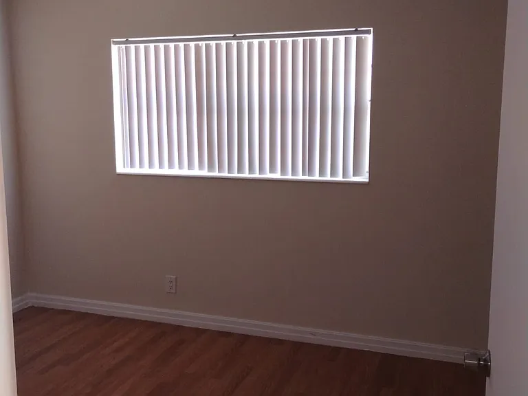 5011 W Oakland Park Blvd #203 — Photo 21