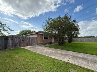 10302 Sagewillow Ln, Houston, TX 77089