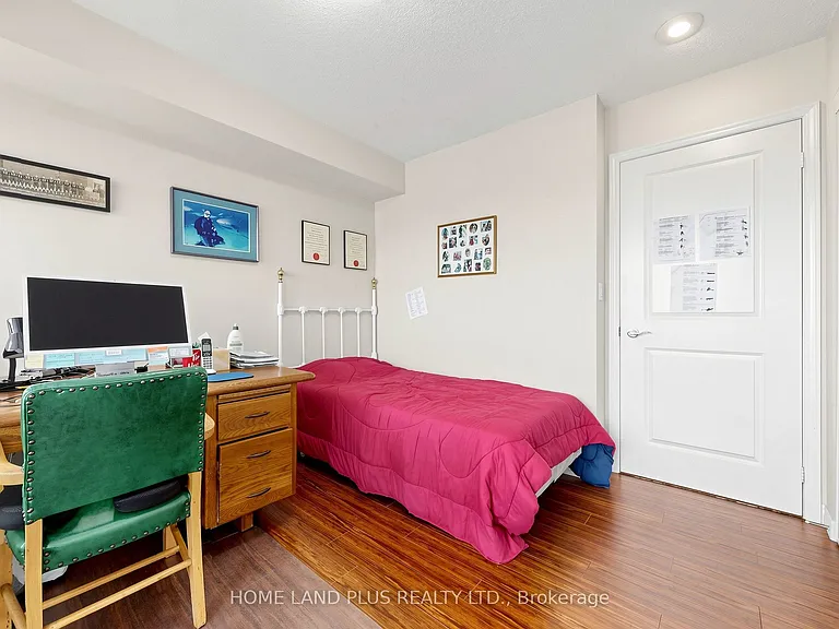 18 Harding Blvd #721 — Photo 19