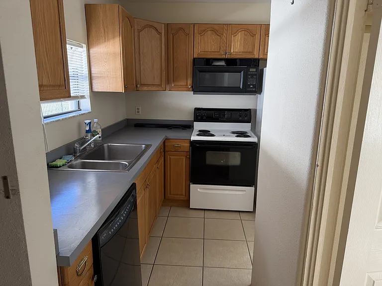 1020 Queen St N #1026A — Photo 21