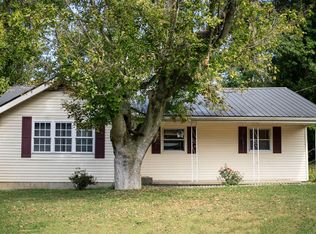 1574 Green Valley Rd, Glasgow, KY 42141