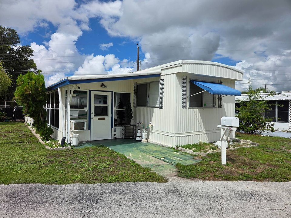 1st image of 27 River Cir
