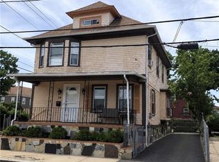 79 Barrows St, Providence, RI 02909