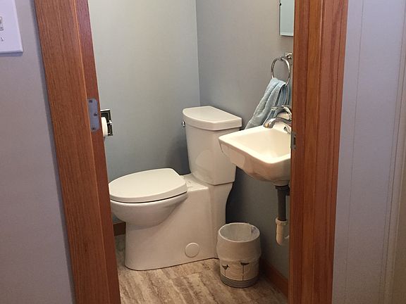 4th image of 7250 64th Ave