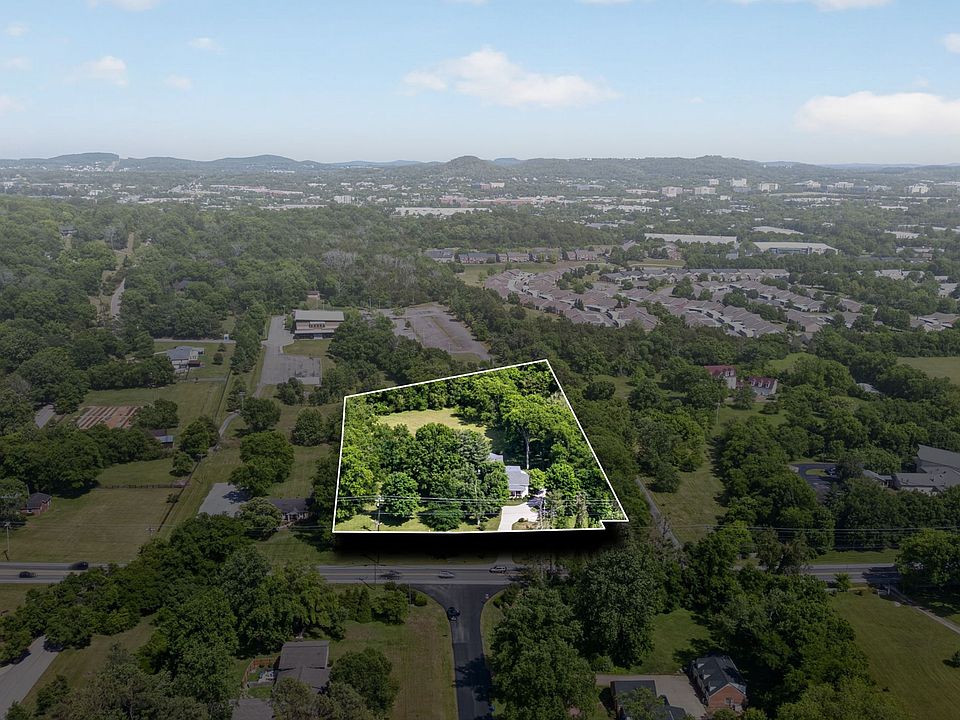 1st image of 518 Franklin Rd