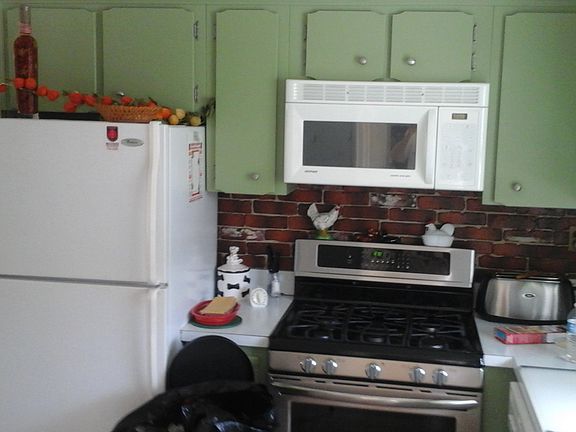 4th image of 1030-31 Franklin Ave