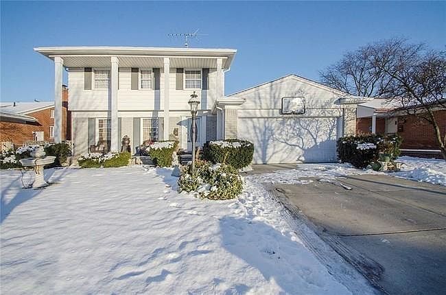 1st image of 1250 Sherbourne Dr