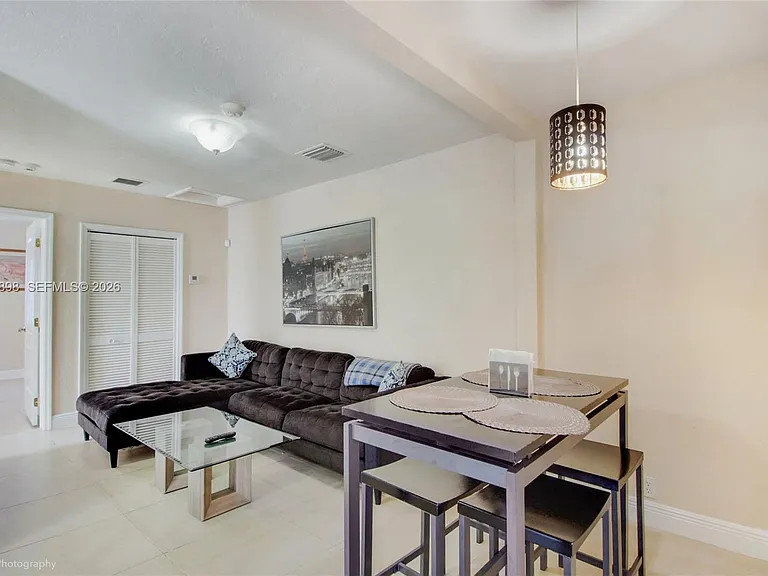 518 SW 7th Ave #520 — Photo 8