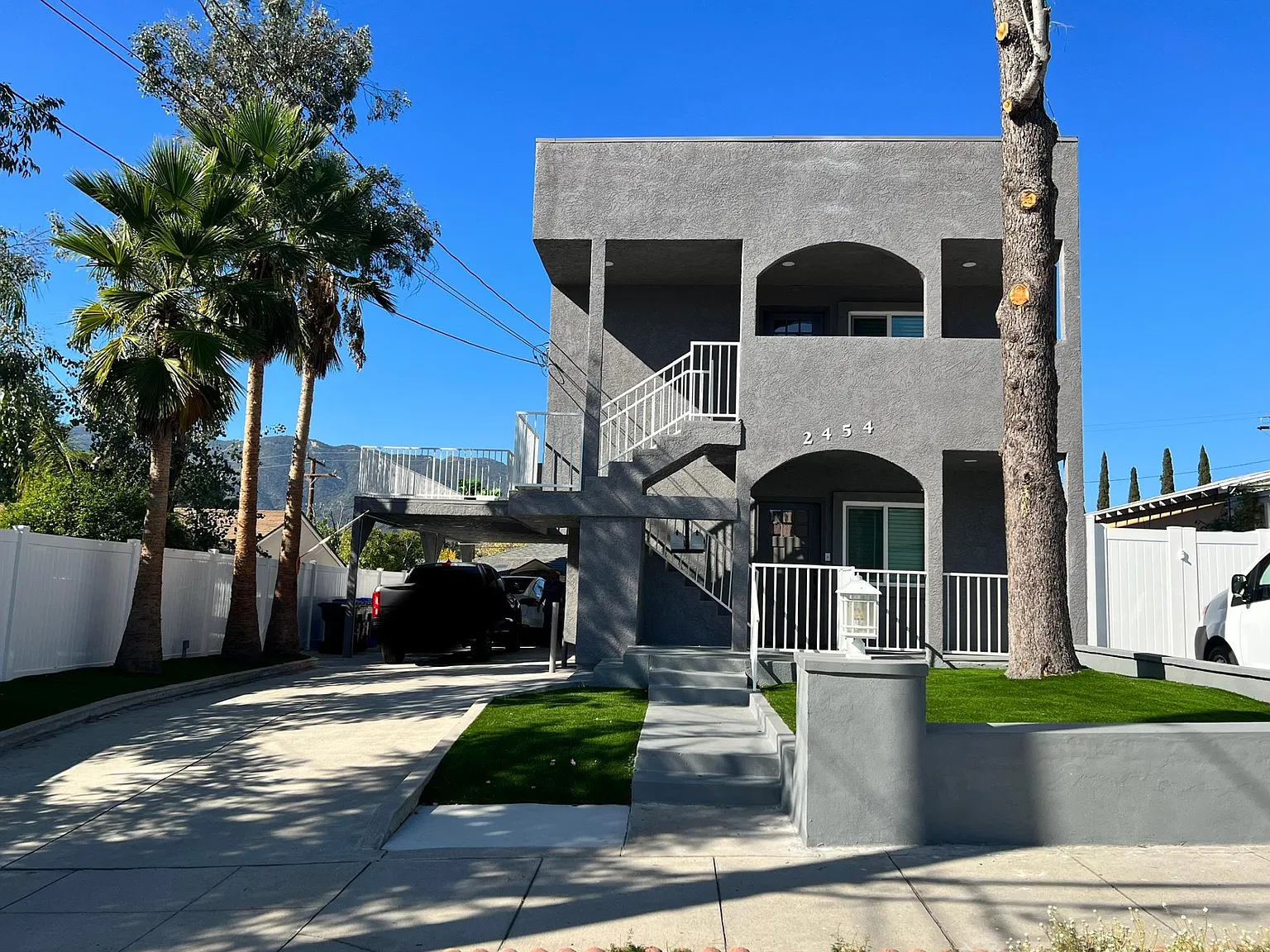 2454 Florencita Ave — Photo 1
