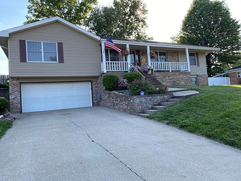 1st image of 912 Maywood Dr