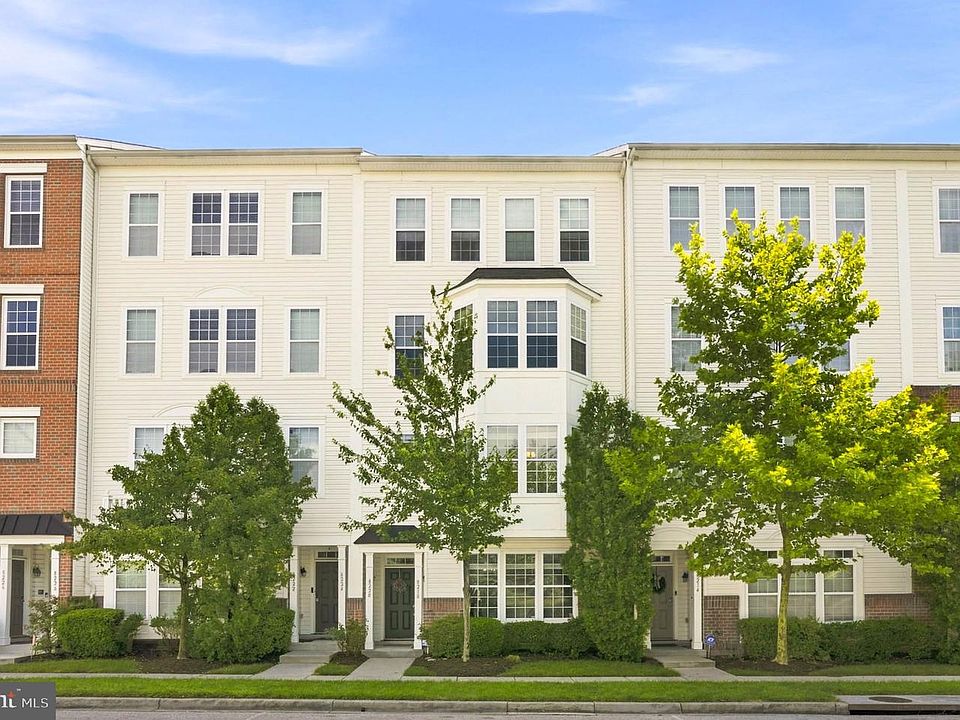 1st image of 8218 Morris Pl #39