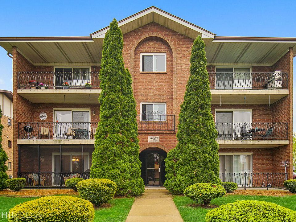1st image of 9847 Treetop Dr APT 1E