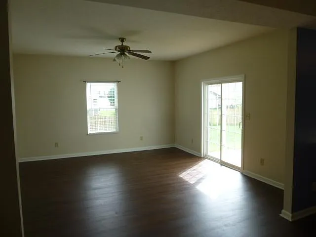 12449 Steelers Blvd — Photo 7