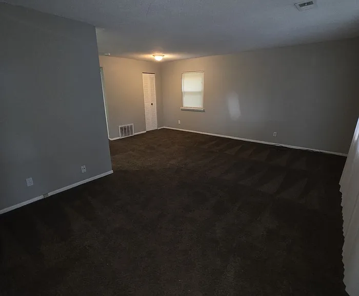 23 N Riley St #217 — Photo 4