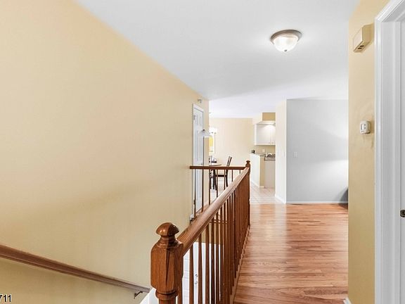 4th image of 138 Terrace Dr