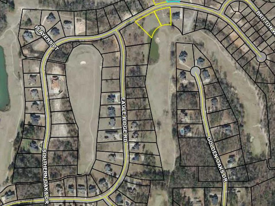 2nd image of 451 Southern Oaks Dr
